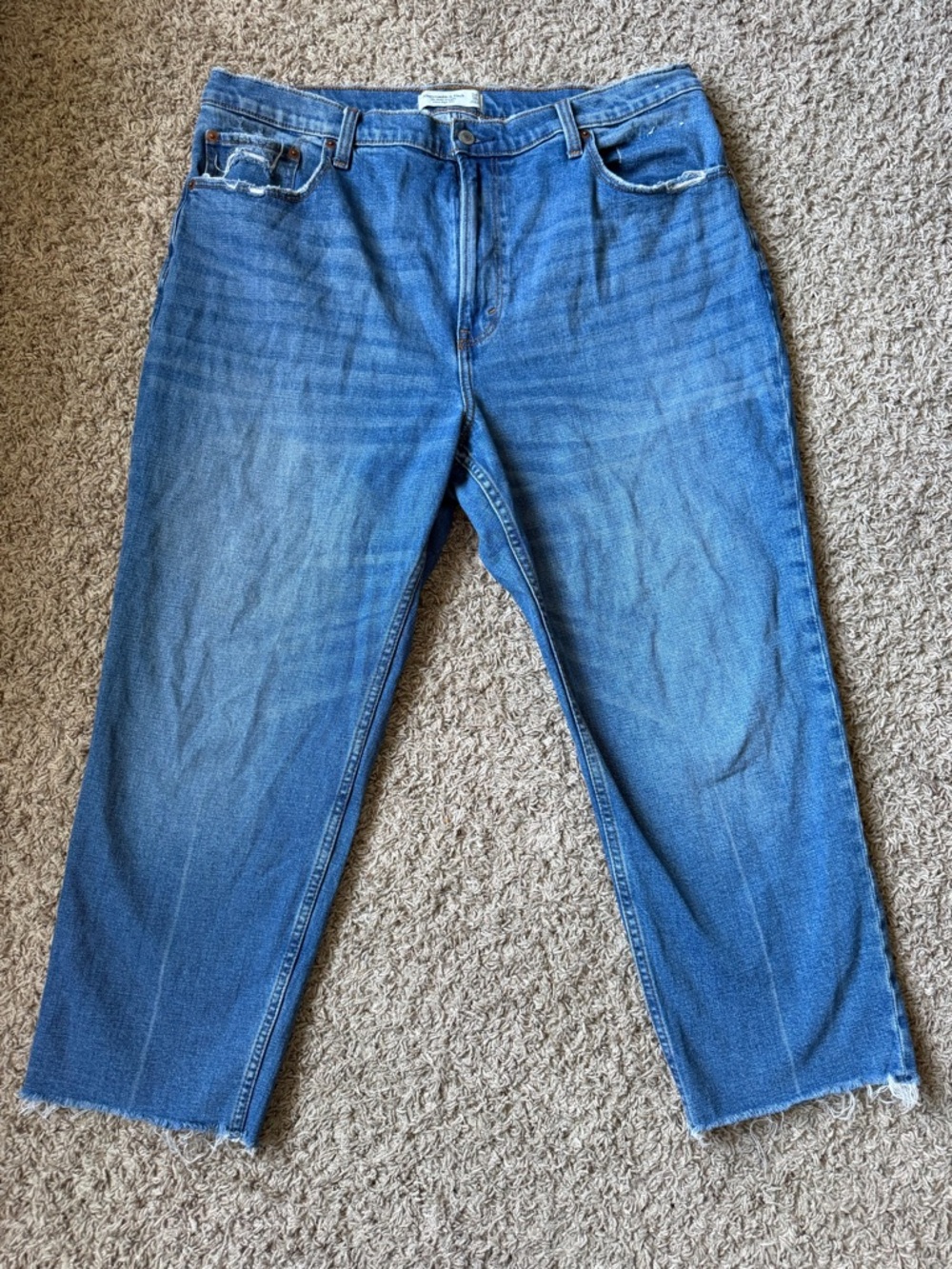 Abercrombie & Fitch The Ankle Straight Ultra High Rise Jeans